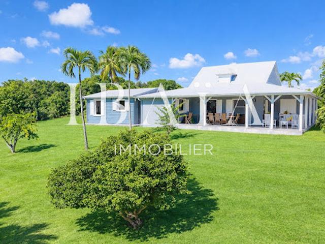 Vente Maison 7 pièces 161.21 m2 Baie mahault