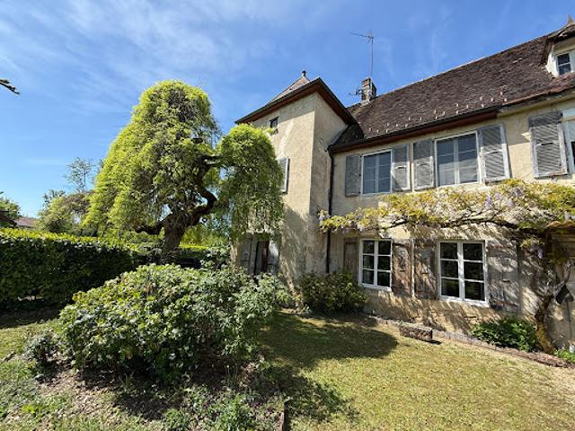 Vente Maison 7 pièces 162 m2 Bletterans