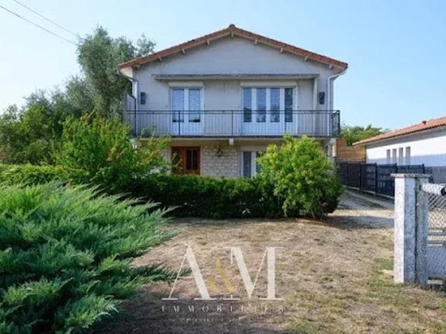 Vente Maison 7 pièces 162 m2 Ruelle sur Touvre