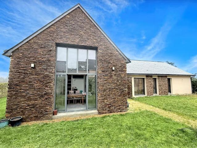 Vente Maison 7 pièces 163 m2 Rochefort sur Loire