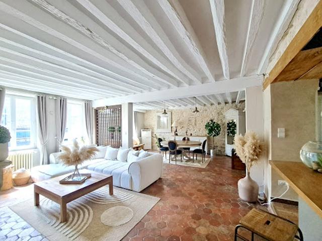 Vente Maison 7 pièces 163 m2 Senlis
