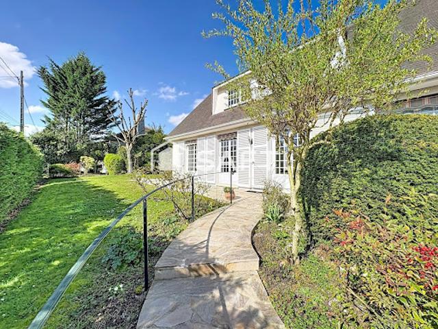 Vente Maison 7 pièces 174 m2 Montmorency
