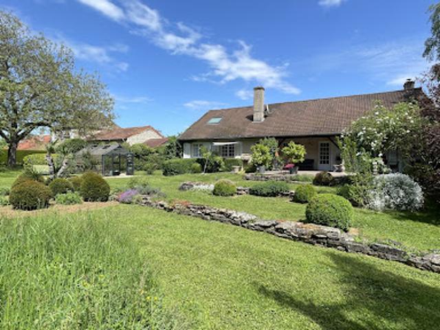 Vente Maison 7 pièces 174 m2 Beaune