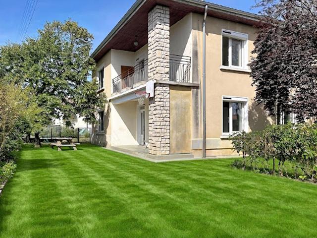 Vente Maison 7 pièces 174 m2 Cazeres