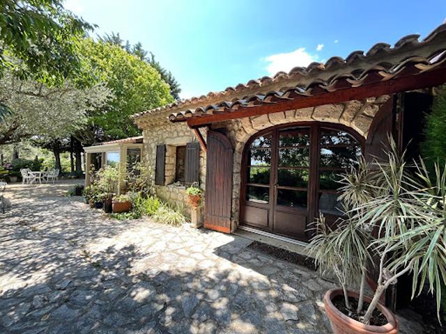 Vente Maison 7 pièces 174 m2 Saint Paul Trois Châteaux