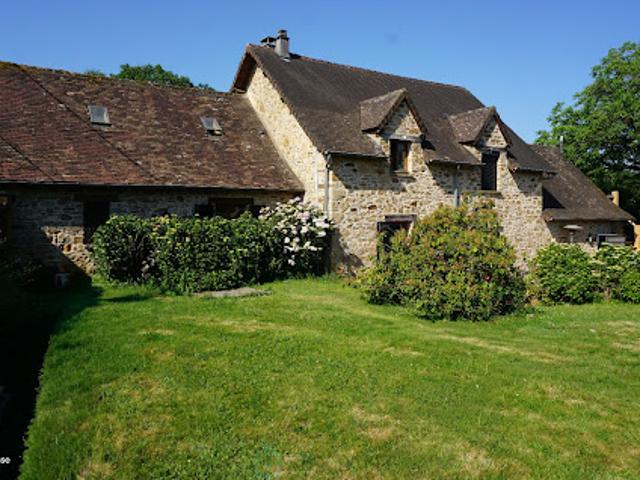 Vente Maison 7 pièces 174 m2 Saint Priest les Fougères