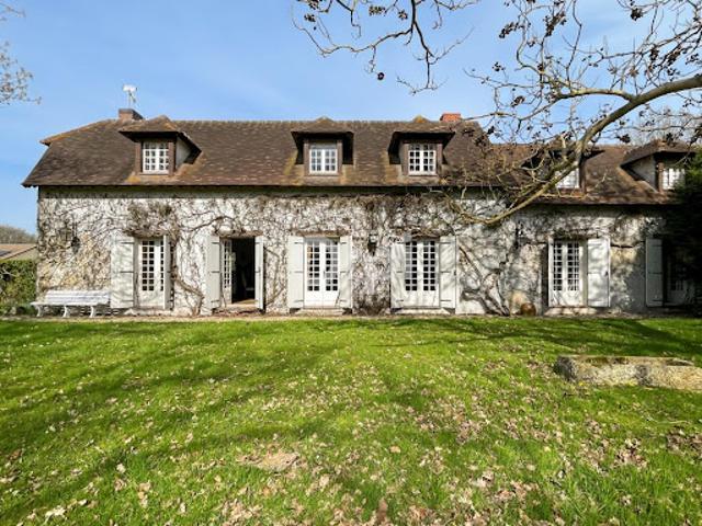 Vente Maison 7 pièces 174 m2 Mesnils sur Iton