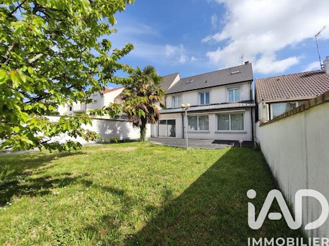 Vente Maison 7 pièces 175 m2 Chelles
