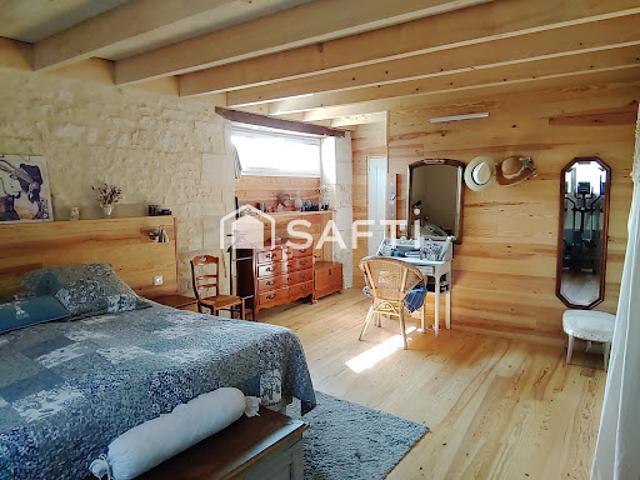 Vente Maison 7 pièces 175 m2 Saint Genis de Saintonge