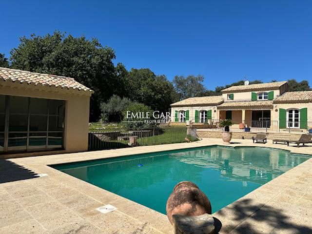 Vente Maison 7 pièces 175 m2 Uzès