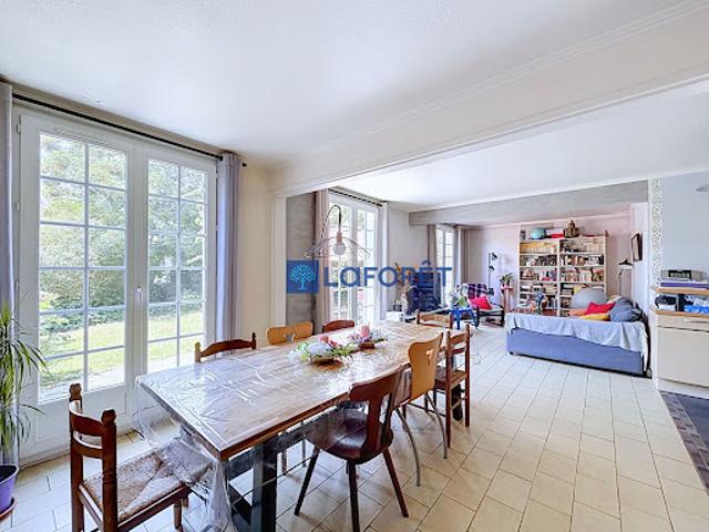 Vente Maison 7 pièces 175.8 m2 Savigny sur Orge