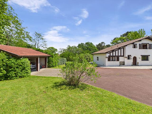 Vente Maison 7 pièces 176 m2 Arbonne