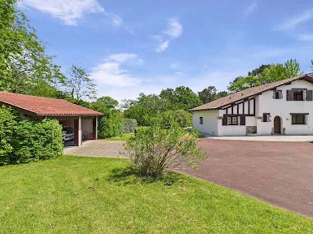 Vente Maison 7 pièces 176 m2 Arbonne