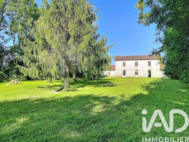 Vente Maison 7 pièces 176 m2 Faymoreau