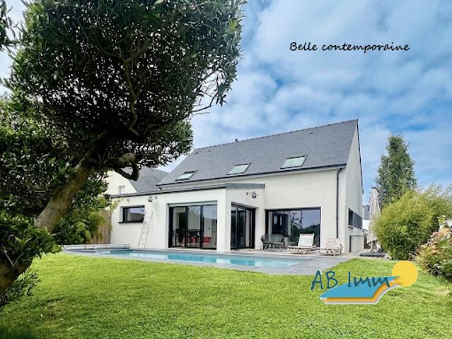 Vente Maison 7 pièces 176 m2 Ploemeur