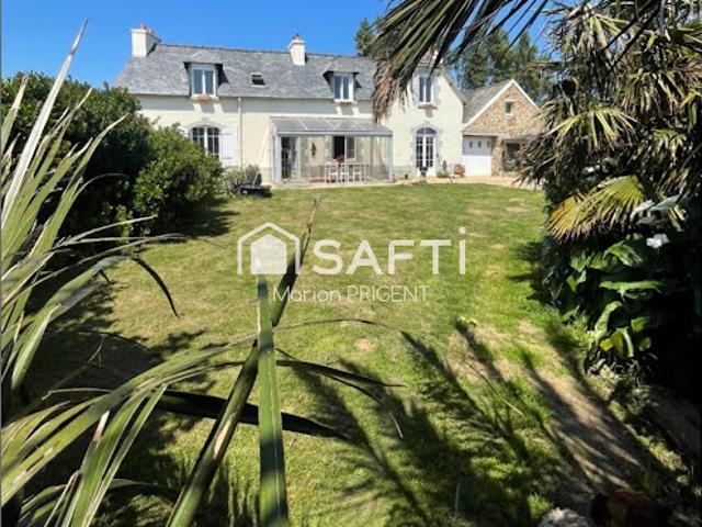 Vente Maison 7 pièces 176 m2 Roscoff
