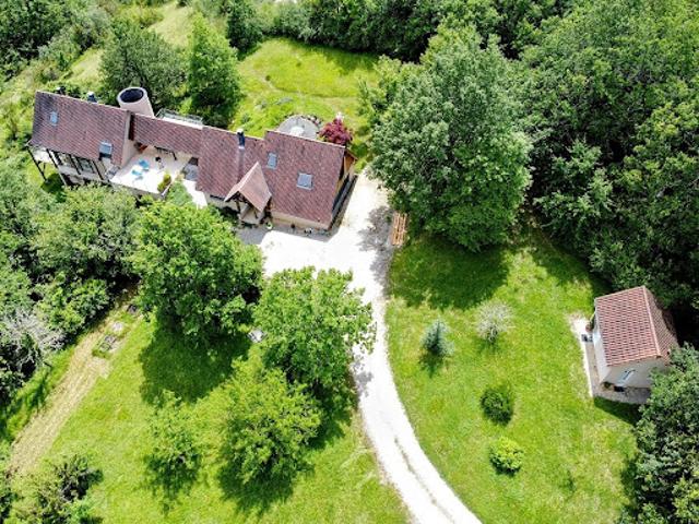 Vente Maison 7 pièces 176 m2 Rouffignac Saint Cernin de Reilhac