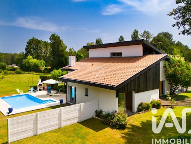 Vente Maison 7 pièces 176 m2 Saint Vincent de Paul