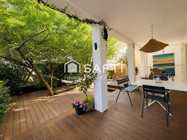 Vente Maison 7 pièces 176 m2 Talence