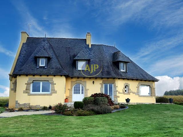 Vente Maison 7 pièces 178 m2 Noyal Pontivy