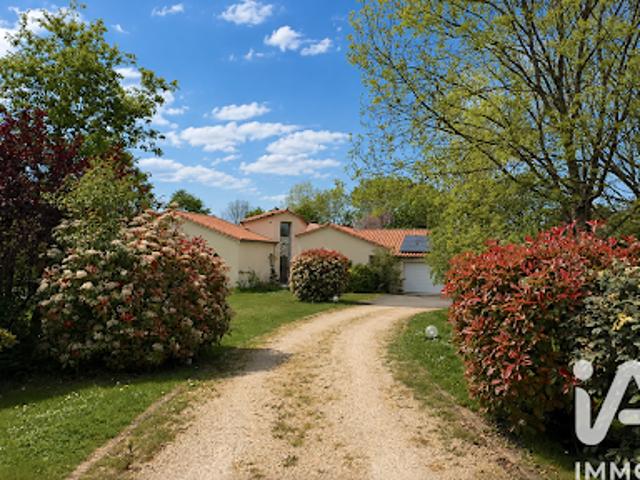 Vente Maison 7 pièces 178 m2 Chantonnay