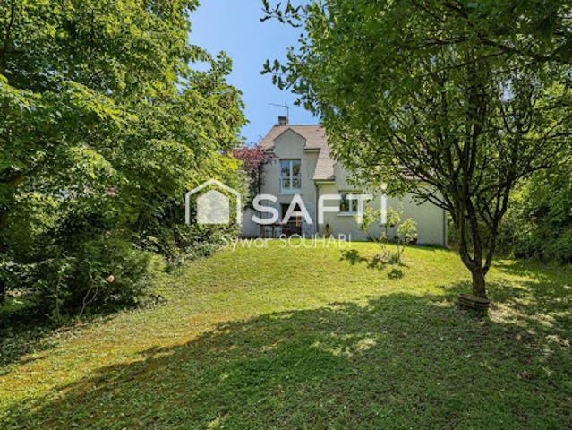 Vente Maison 7 pièces 178 m2 Rueil Malmaison
