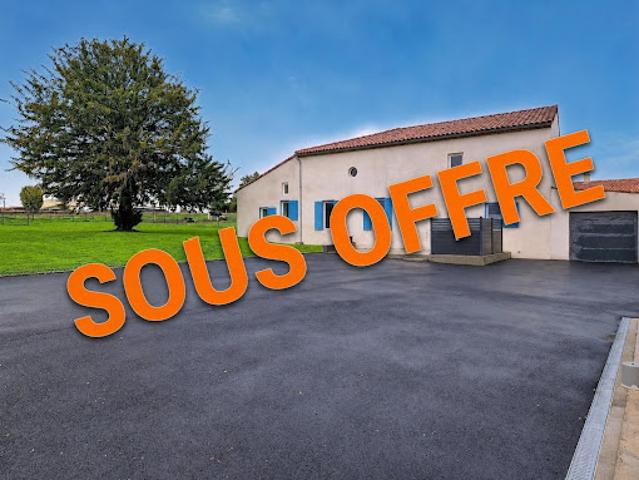 Vente Maison 7 pièces 178 m2 Saint Ciers du Taillon