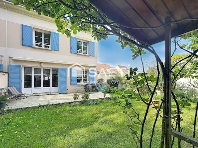 Vente Maison 7 pièces 178 m2 Versailles