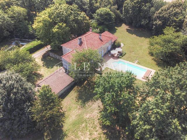 Vente Maison 7 pièces 170 m2 Agen