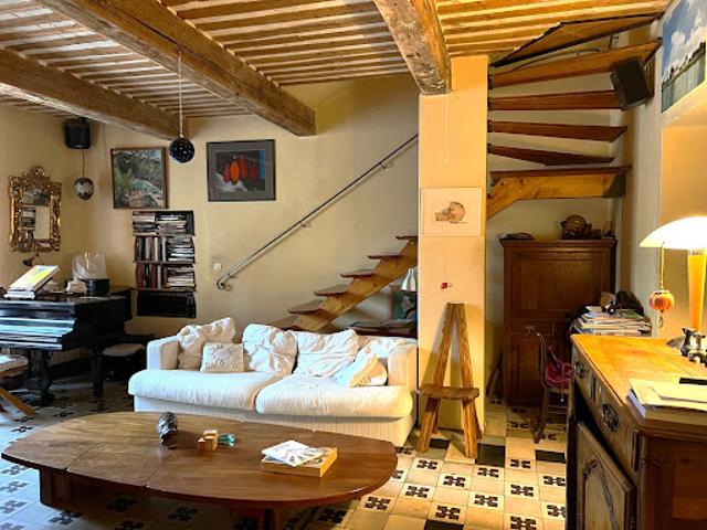 Vente Maison 7 pièces 170 m2 Goult