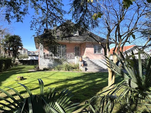 Vente Maison 7 pièces 170 m2 Pau