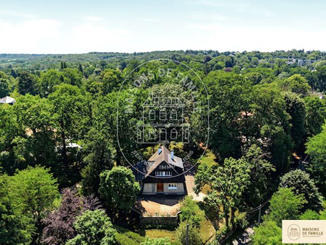 Vente Maison 7 pièces 170 m2 Rueil Malmaison