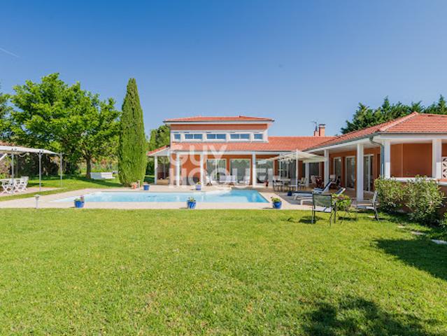 Vente Maison 7 pièces 170 m2 Rochetaillée sur Saône