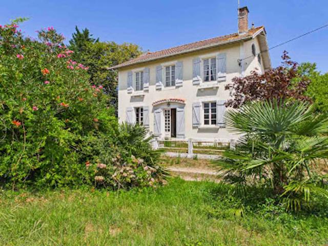 Vente Maison 7 pièces 170 m2 Saint Martin de Hinx