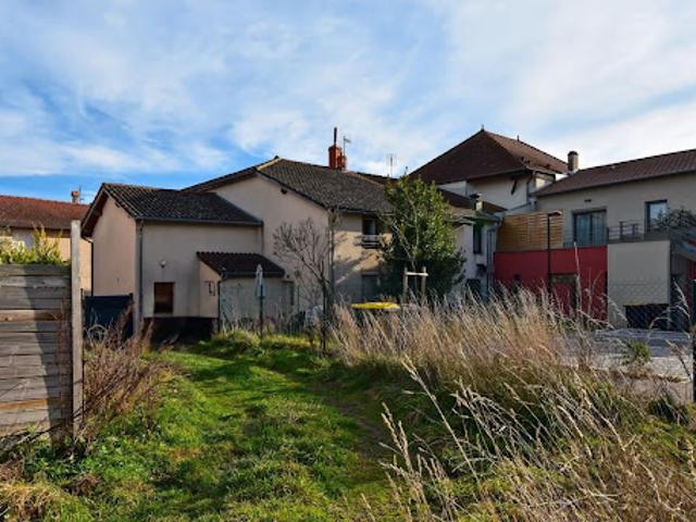 Vente Maison 7 pièces 170 m2 Saint Forgeux Lespinasse