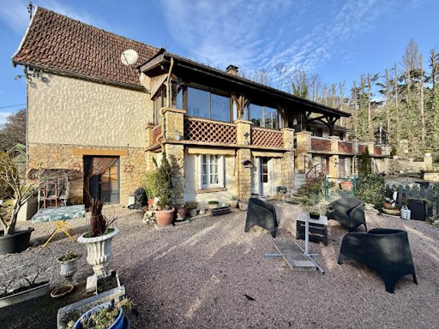 Vente Maison 7 pièces 170 m2 Sarlat la caneda