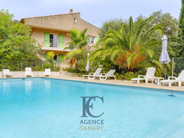 Vente Maison 7 pièces 170 m2 Six Fours les Plages
