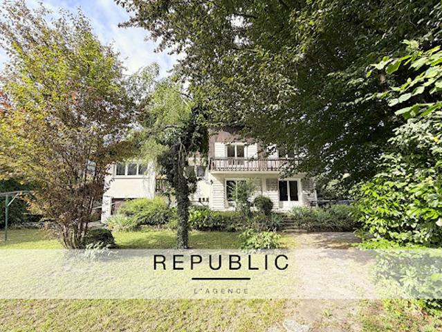 Vente Maison 7 pièces 170 m2 Ugine