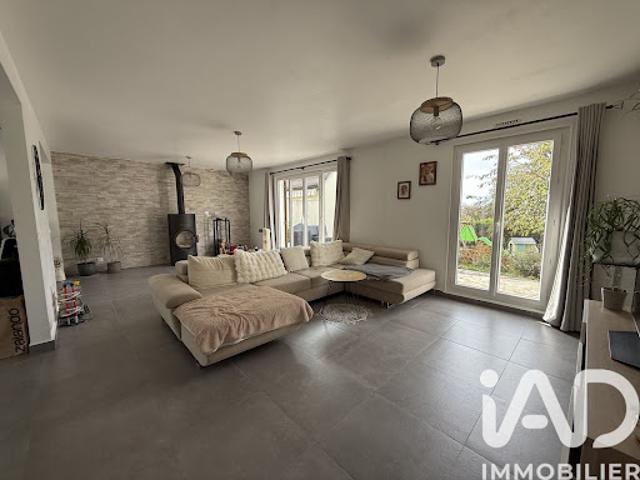 Vente Maison 7 pièces 170 m2 Vert Saint Denis