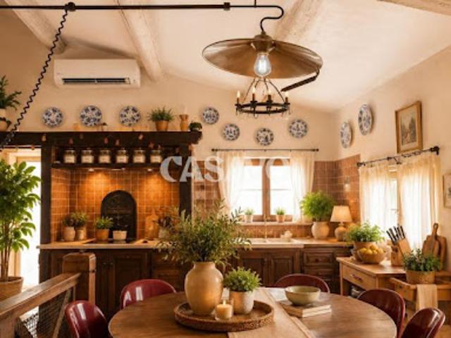 Vente Maison 7 pièces 171 m2 Arles
