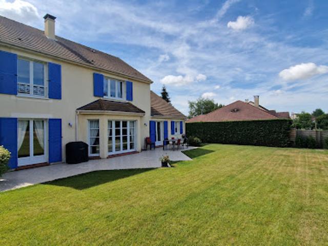 Vente Maison 7 pièces 171 m2 Saint Witz