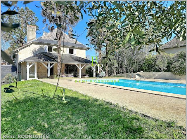 Vente Maison 7 pièces 171.52 m2 Garlin