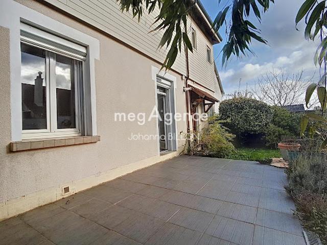 Vente Maison 7 pièces 172 m2 Joue les tours