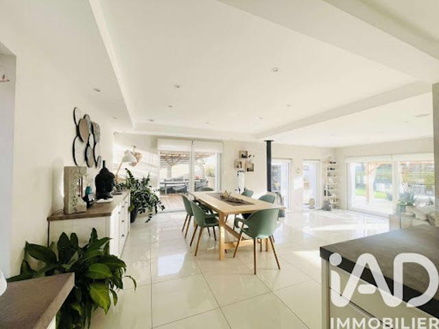 Vente Maison 7 pièces 172 m2 Schwenheim