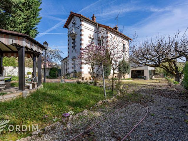Vente Maison 7 pièces 177 m2 Auxerre