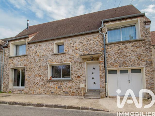 Vente Maison 7 pièces 173 m2 Le Châtelet en Brie