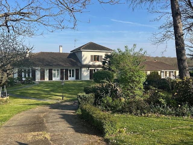 Vente Maison 7 pièces 184 m2 Nouaillé Maupertuis