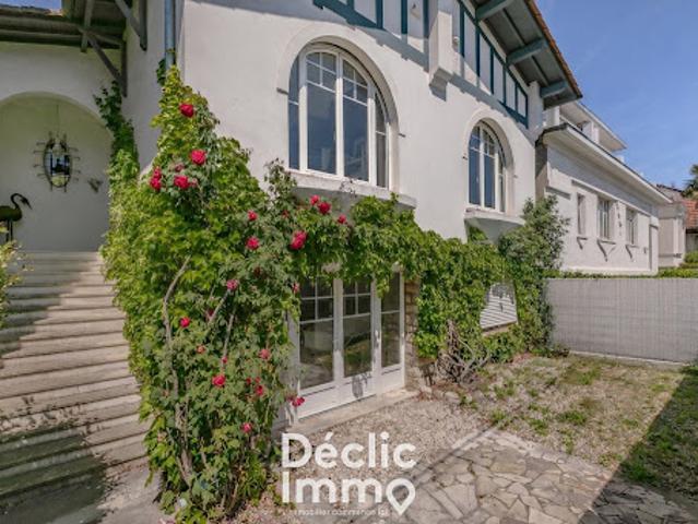 Vente Maison 7 pièces 185 m2 Le Bouscat