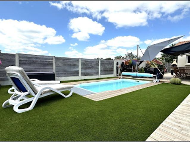 Vente Maison 7 pièces 185 m2 Léognan
