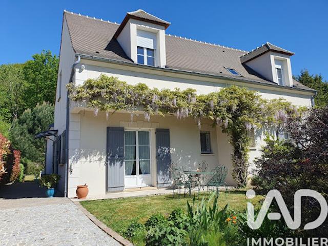 Vente Maison 7 pièces 185 m2 Longueil Sainte Marie